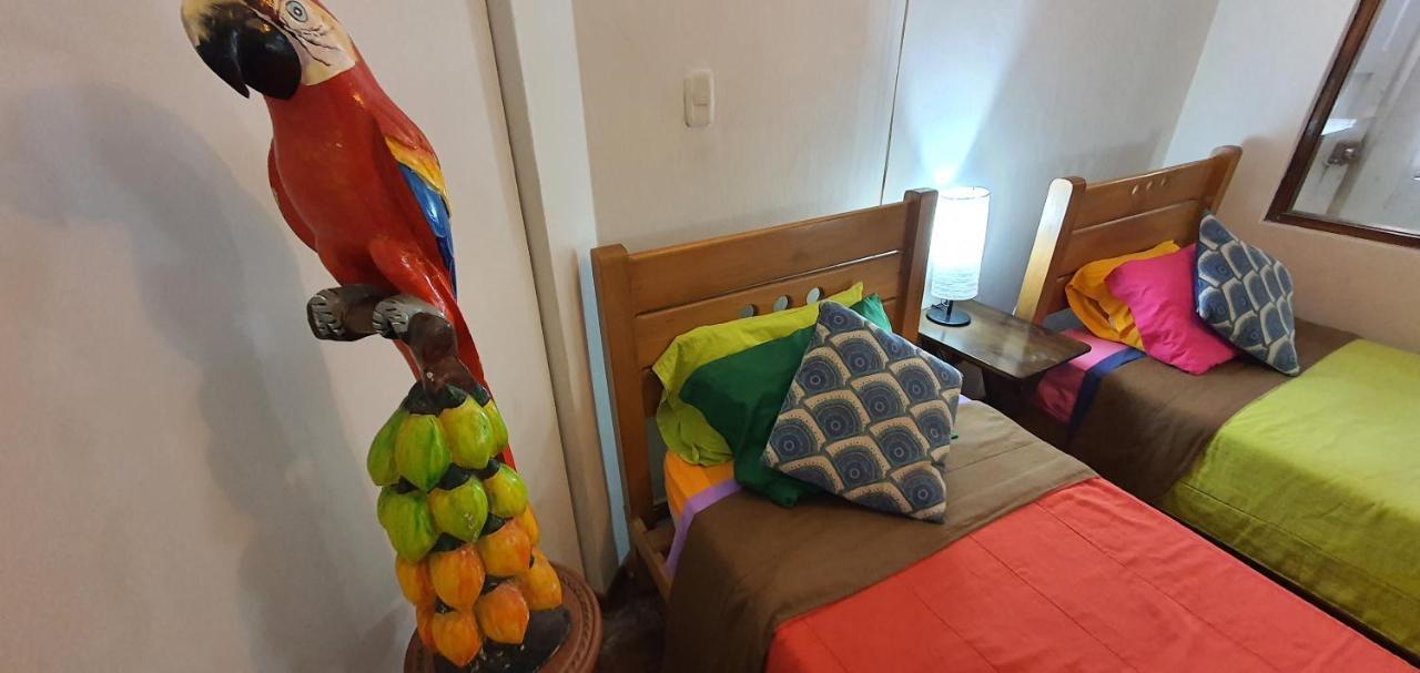 Lima Airport Hostel With Free Airport Pick Up Zewnętrze zdjęcie