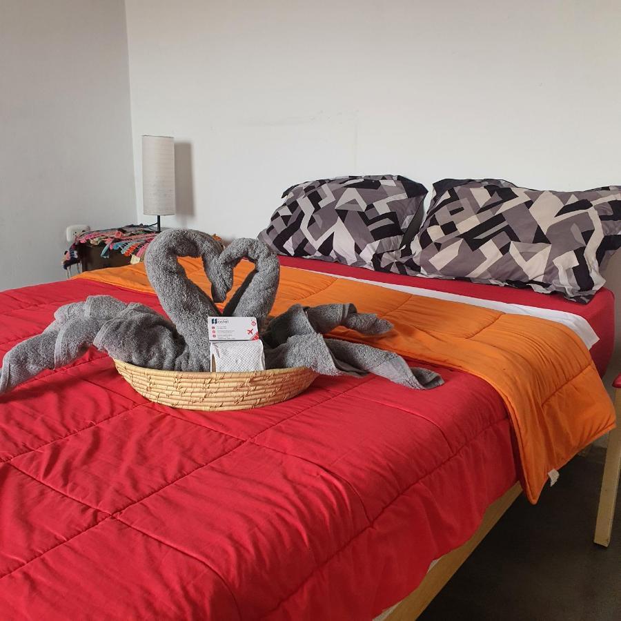 Lima Airport Hostel With Free Airport Pick Up Zewnętrze zdjęcie
