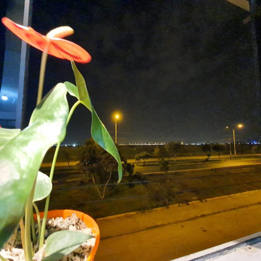 Lima Airport Hostel With Free Airport Pick Up Zewnętrze zdjęcie