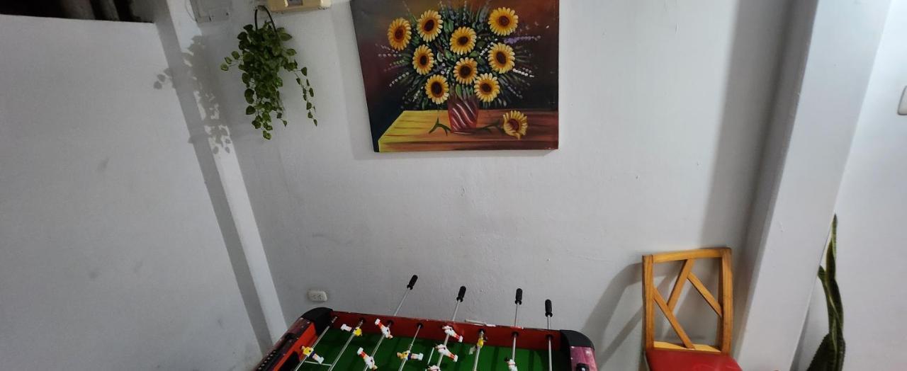 Lima Airport Hostel With Free Airport Pick Up Zewnętrze zdjęcie