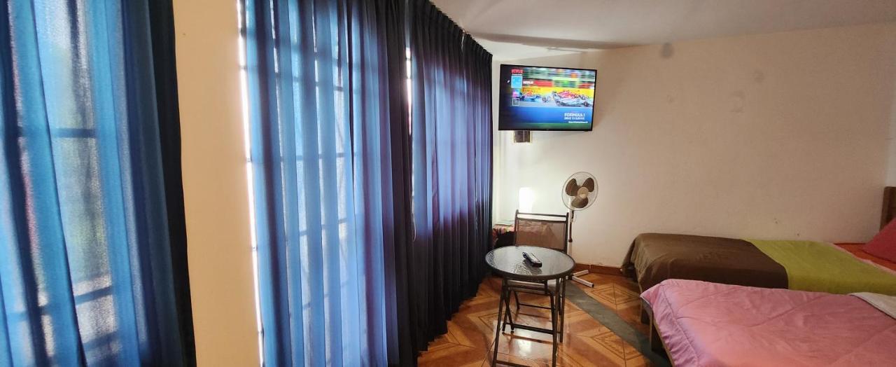 Lima Airport Hostel With Free Airport Pick Up Zewnętrze zdjęcie