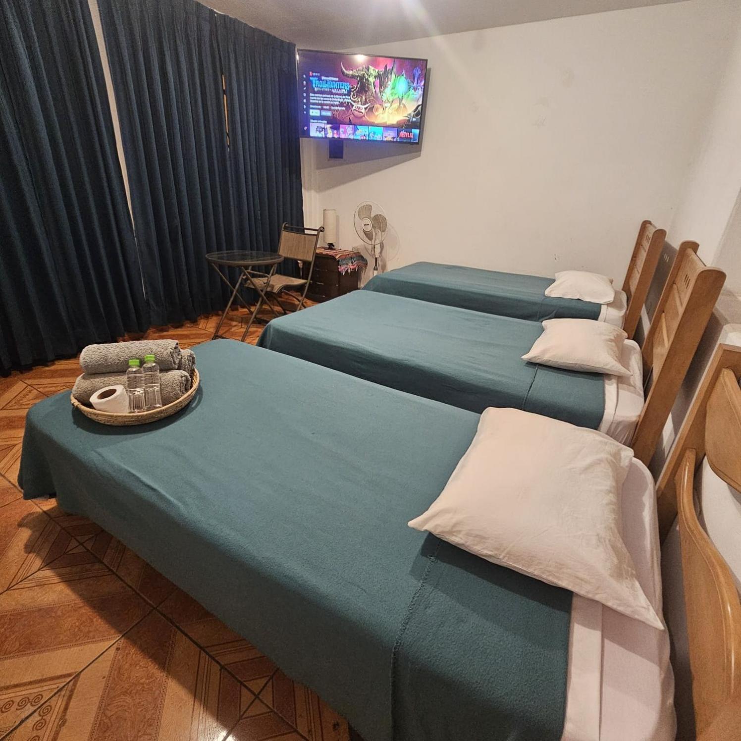 Lima Airport Hostel With Free Airport Pick Up Zewnętrze zdjęcie