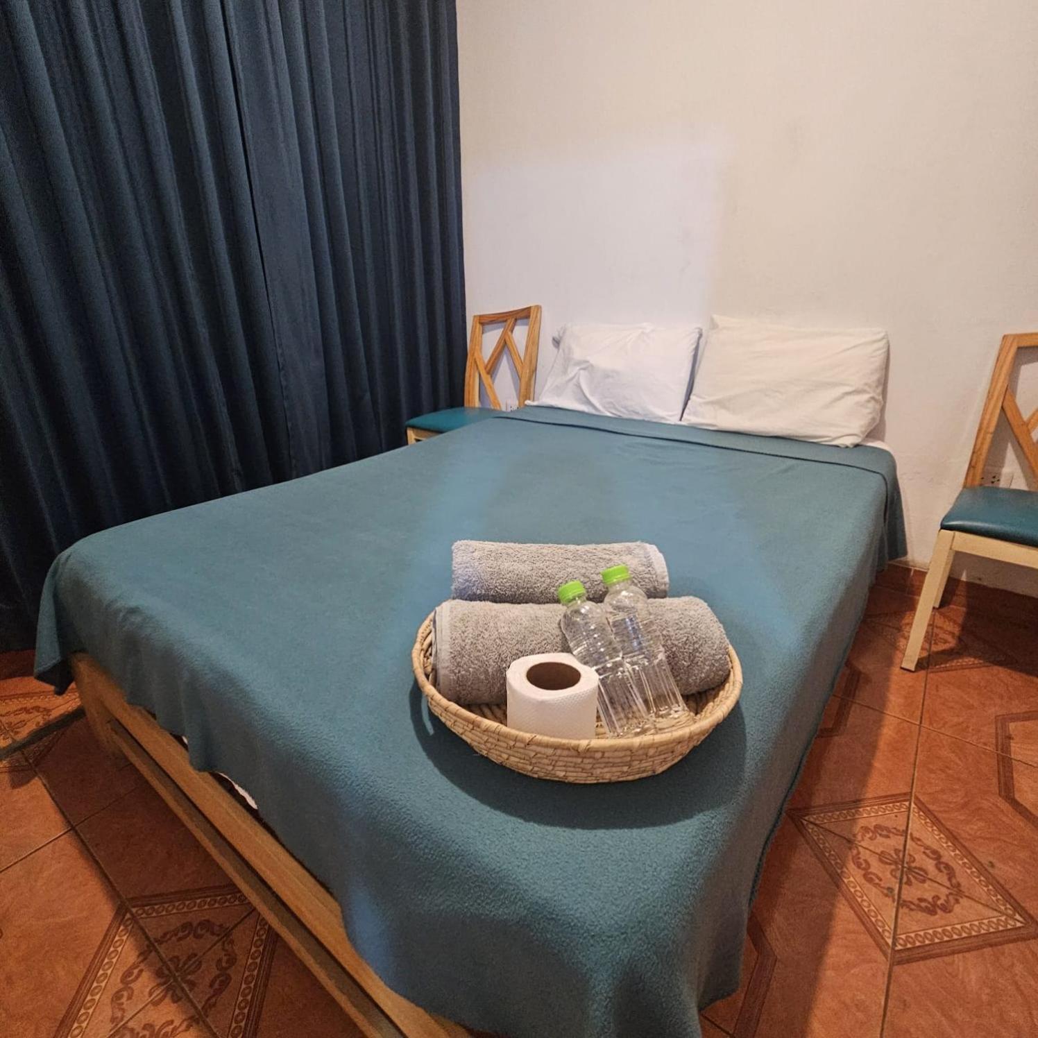 Lima Airport Hostel With Free Airport Pick Up Zewnętrze zdjęcie